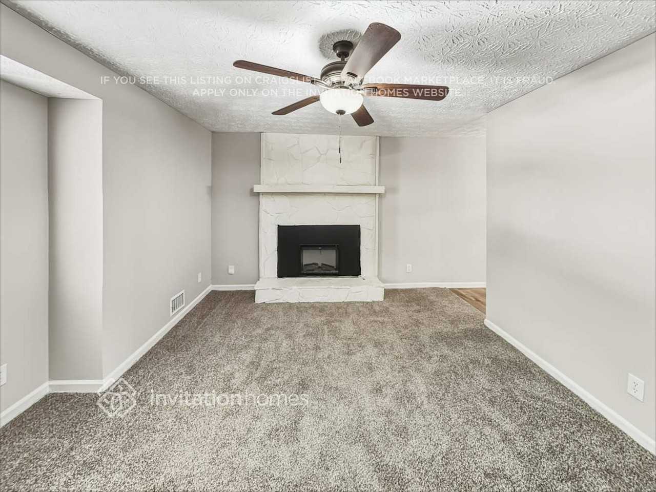 1023 Lakewood Dr - Photo 5 of 19