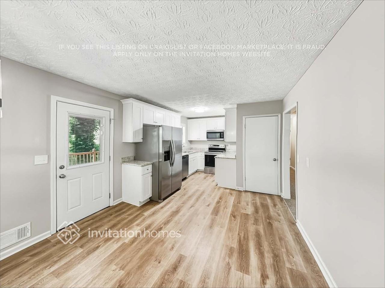 1023 Lakewood Dr - Photo 7 of 19
