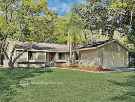 513 Lakeview Dr - Photo 1 of 1