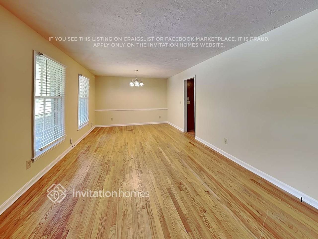 5437 Janice Ln - Photo 3 of 22