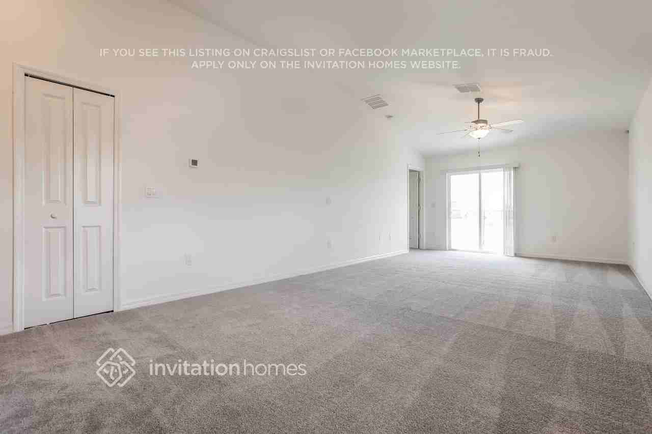 8615 41st Ave E - Photo 3 of 18