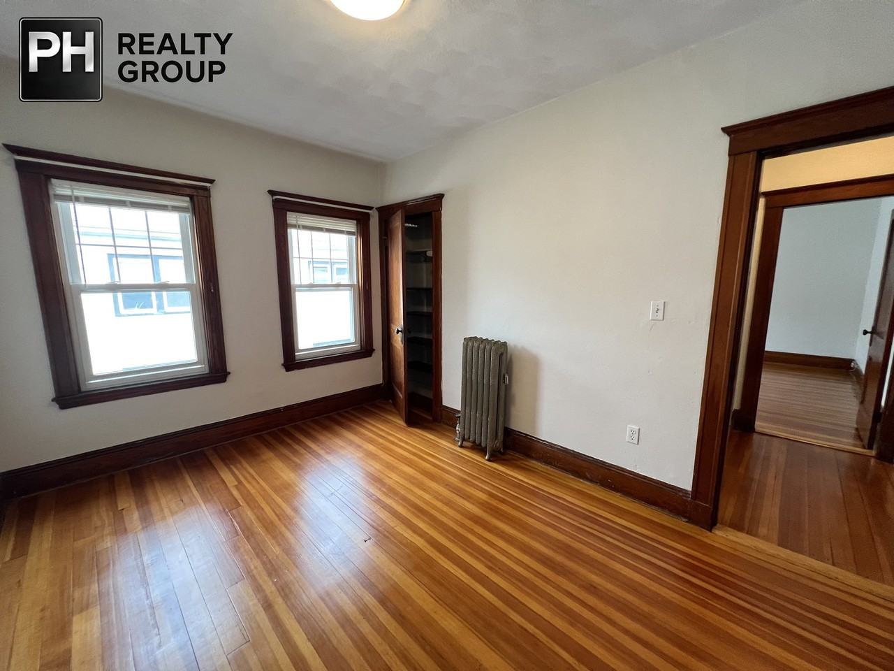 171 School St - Photo 2 of 8