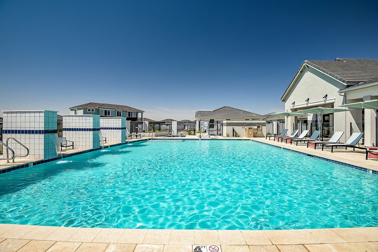 Verge - Photo 6 of 50