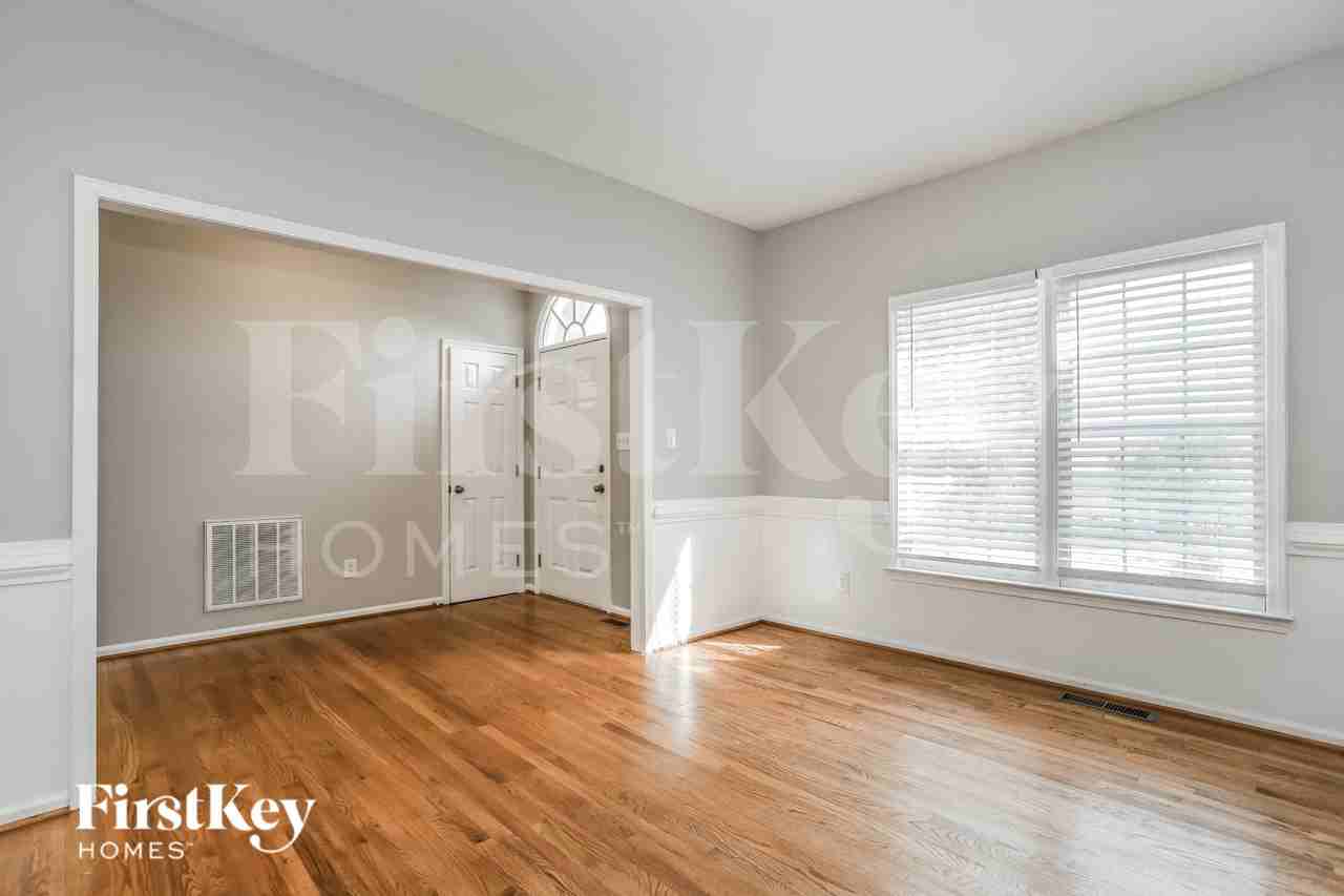 13415 Willow Breeze Ln - Photo 5 of 19