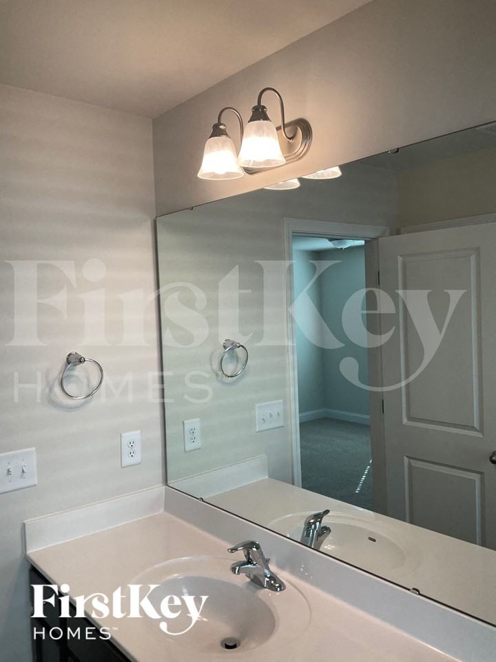 5407 Cobblestone Glen Dr - Photo 7 of 10