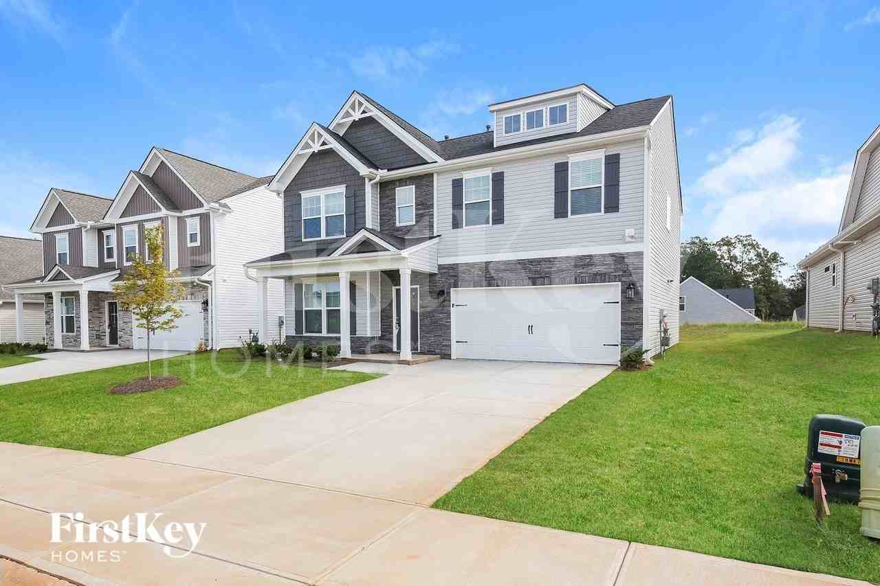 300 Stonefence Dr - Photo 2 of 16