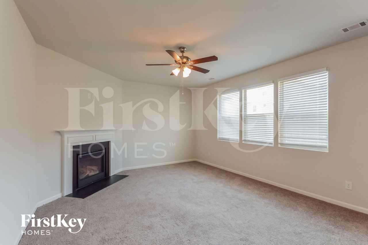 7795 Nolan Trl - Photo 2 of 15