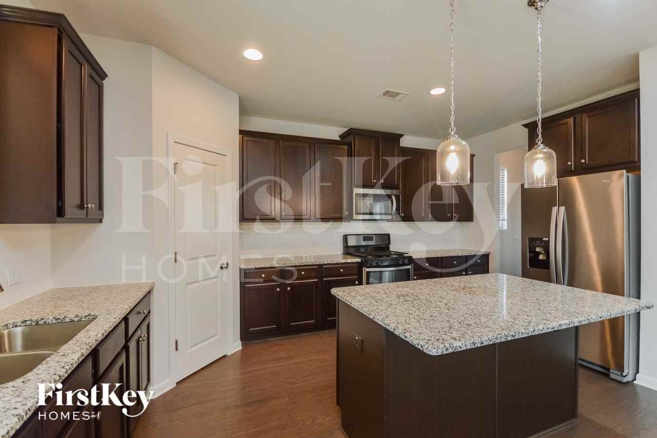 7795 Nolan Trl - Photo 7 of 15