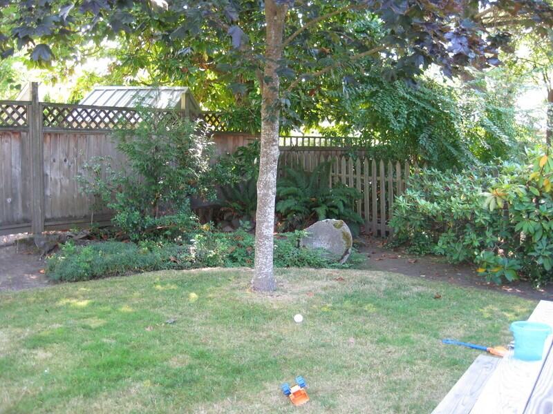 6820 Ravenna Ave Ne - Photo 7 of 8