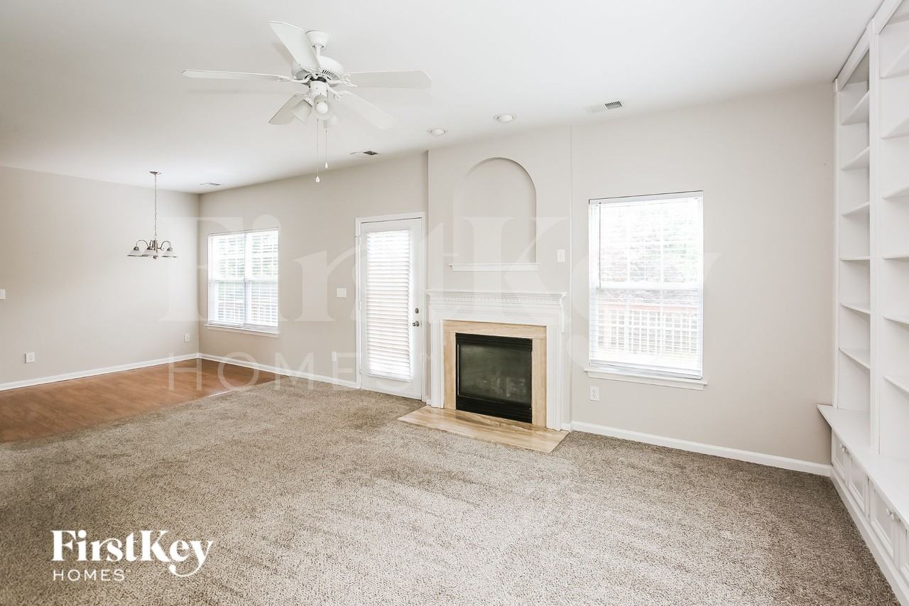 2516 Macie Glen Ct - Photo 4 of 15