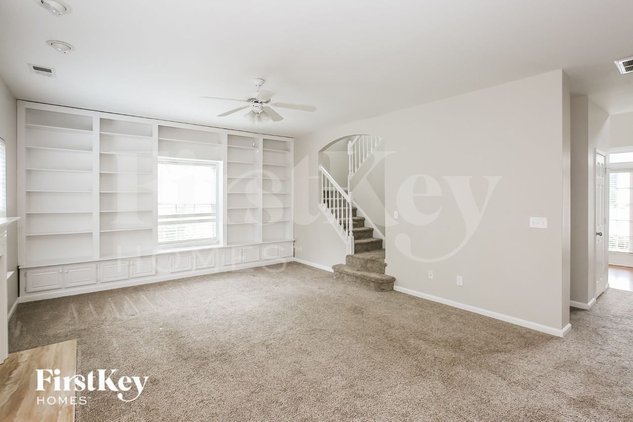 2516 Macie Glen Ct - Photo 5 of 15