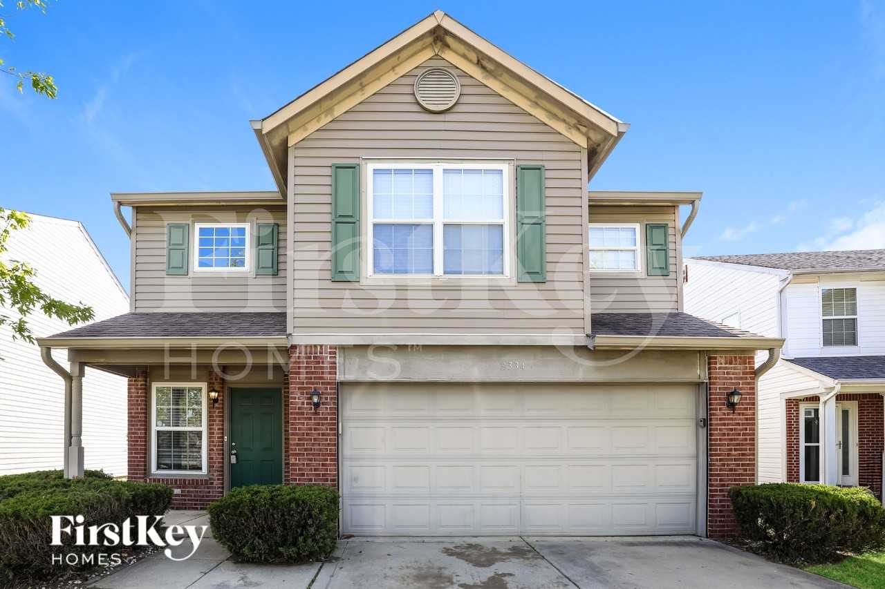 2334 Layton Park Dr