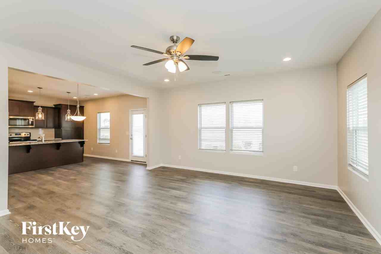 306 Prosperous Path - Photo 3 of 15