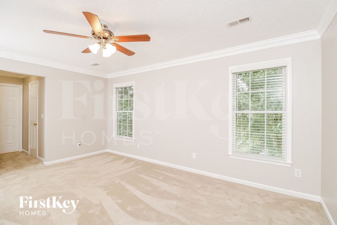 9 Park Village Ct - Photo 7 of 15