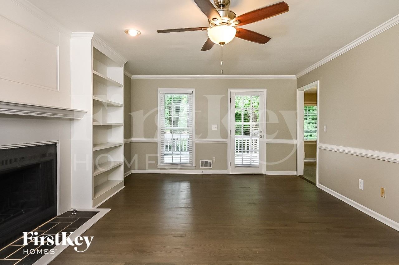 1985 Wrights Way - Photo 2 of 15