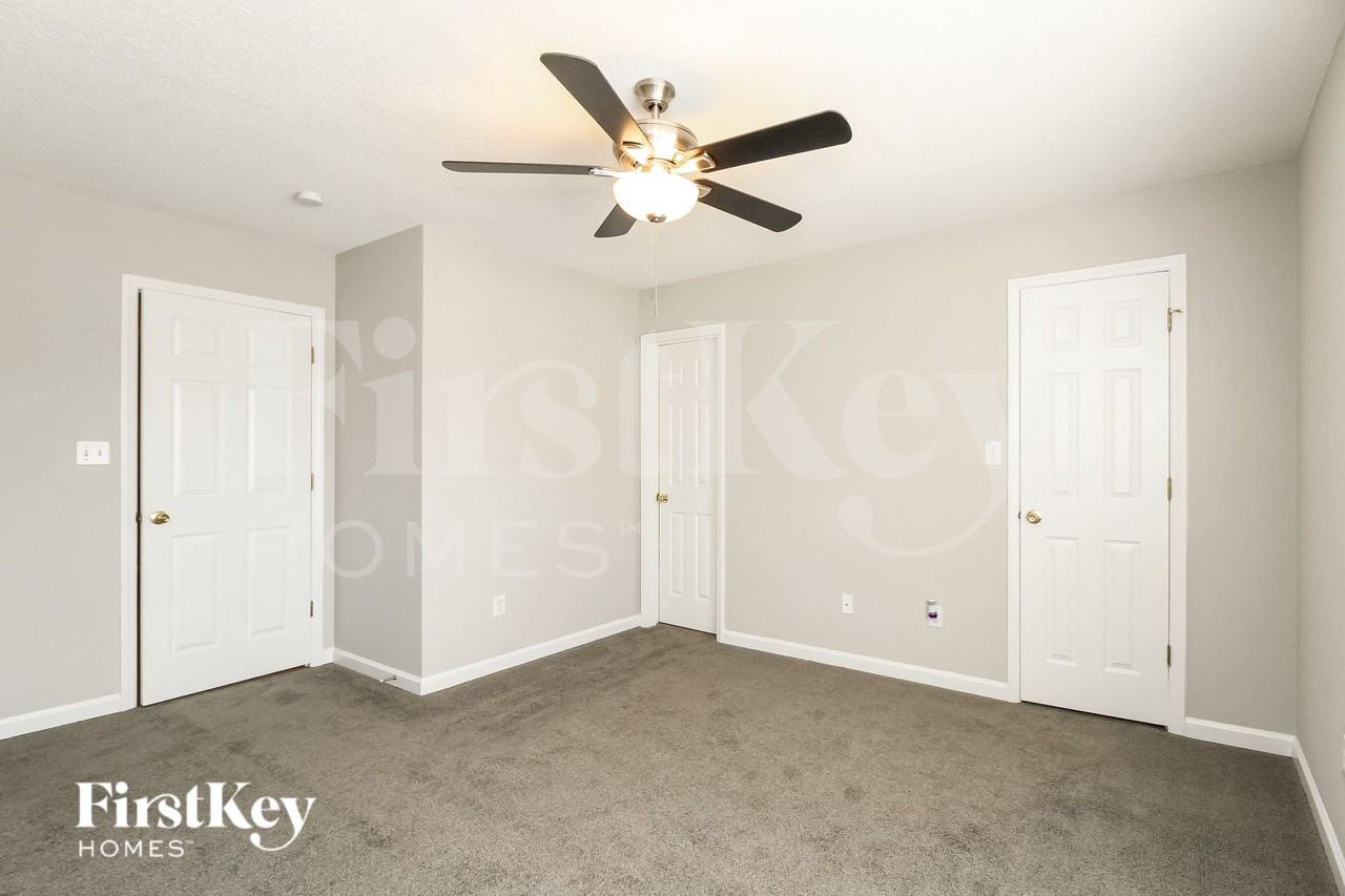 2200 Emerald Creek Ct - Photo 7 of 15