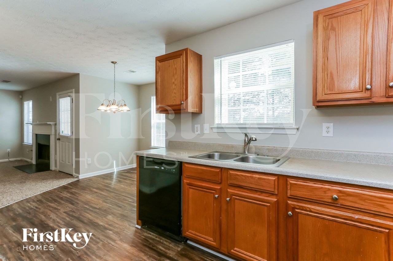 2692 S Hills - Photo 6 of 15