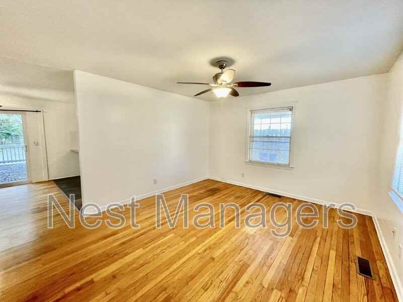 3522 Thomas Ave - Photo 2 of 18