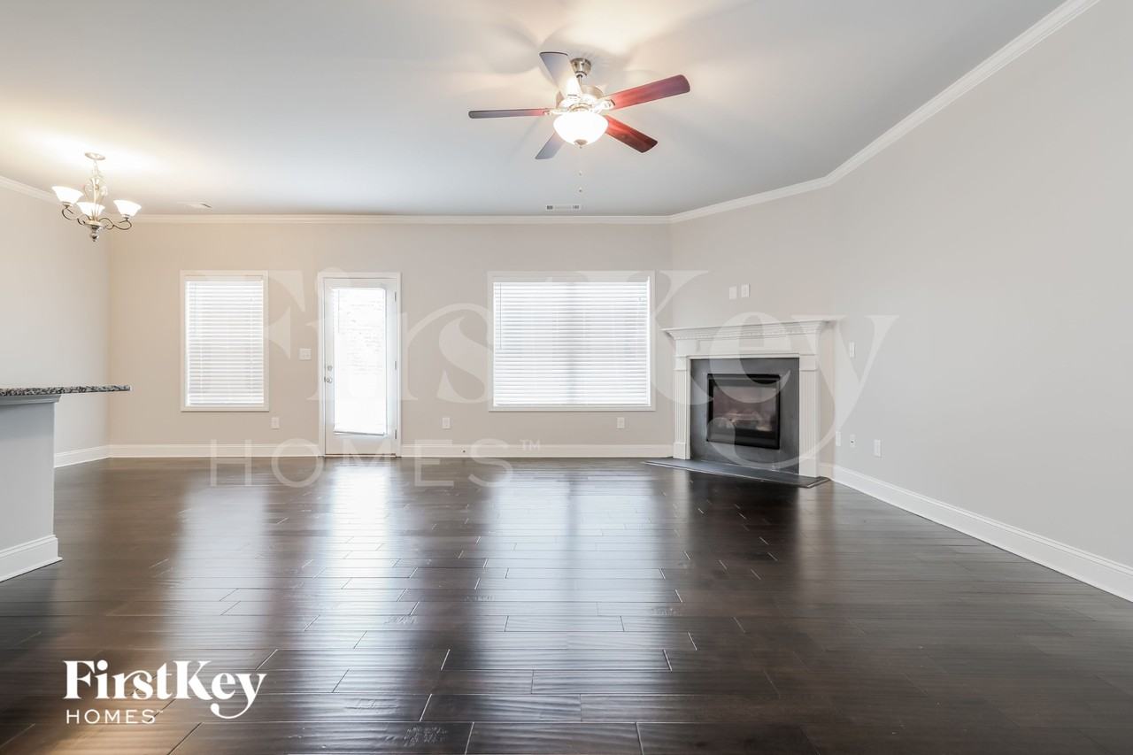 4648 Brayden Dr - Photo 3 of 15