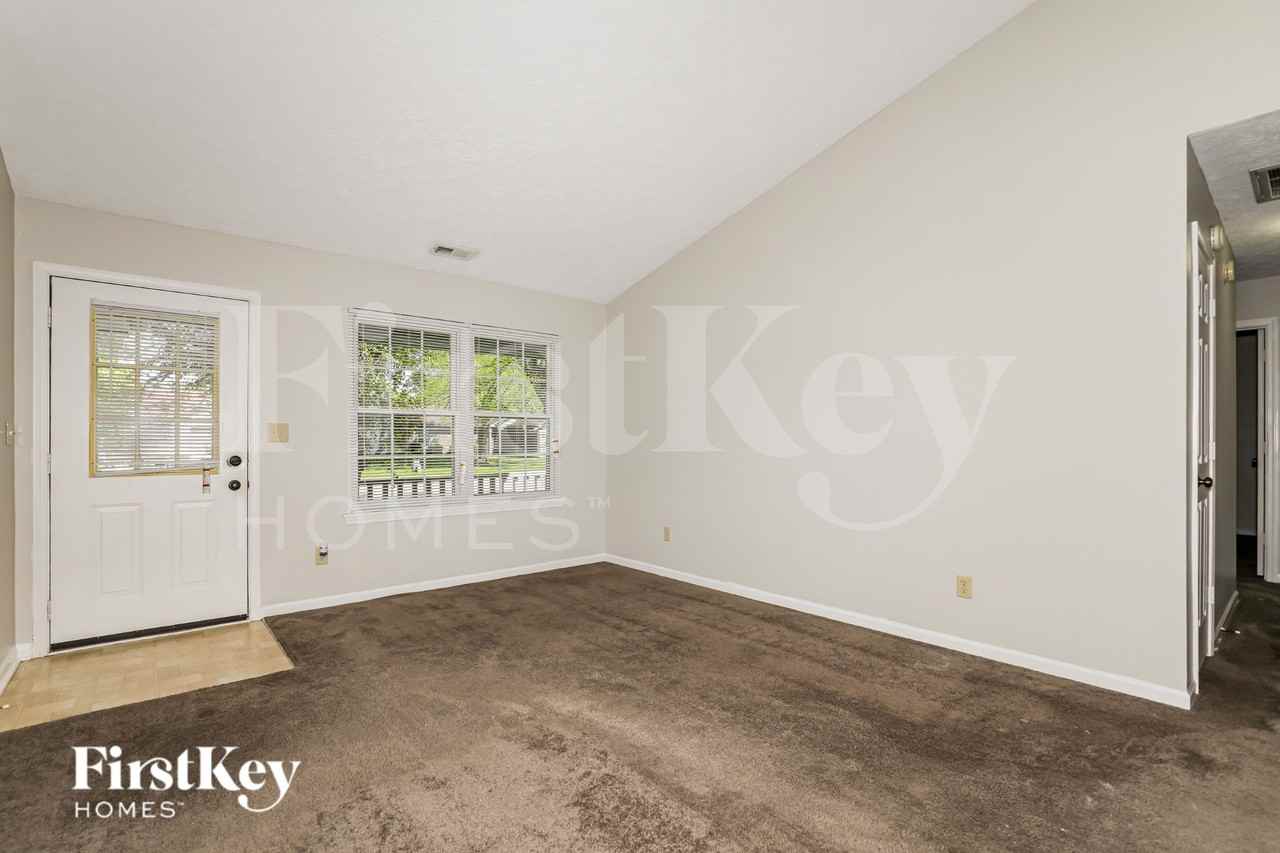7226 N Orchard Dr - Photo 3 of 19