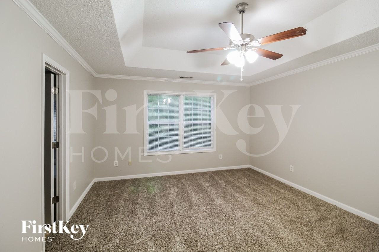 5354 Crown Oaks Dr - Photo 6 of 16