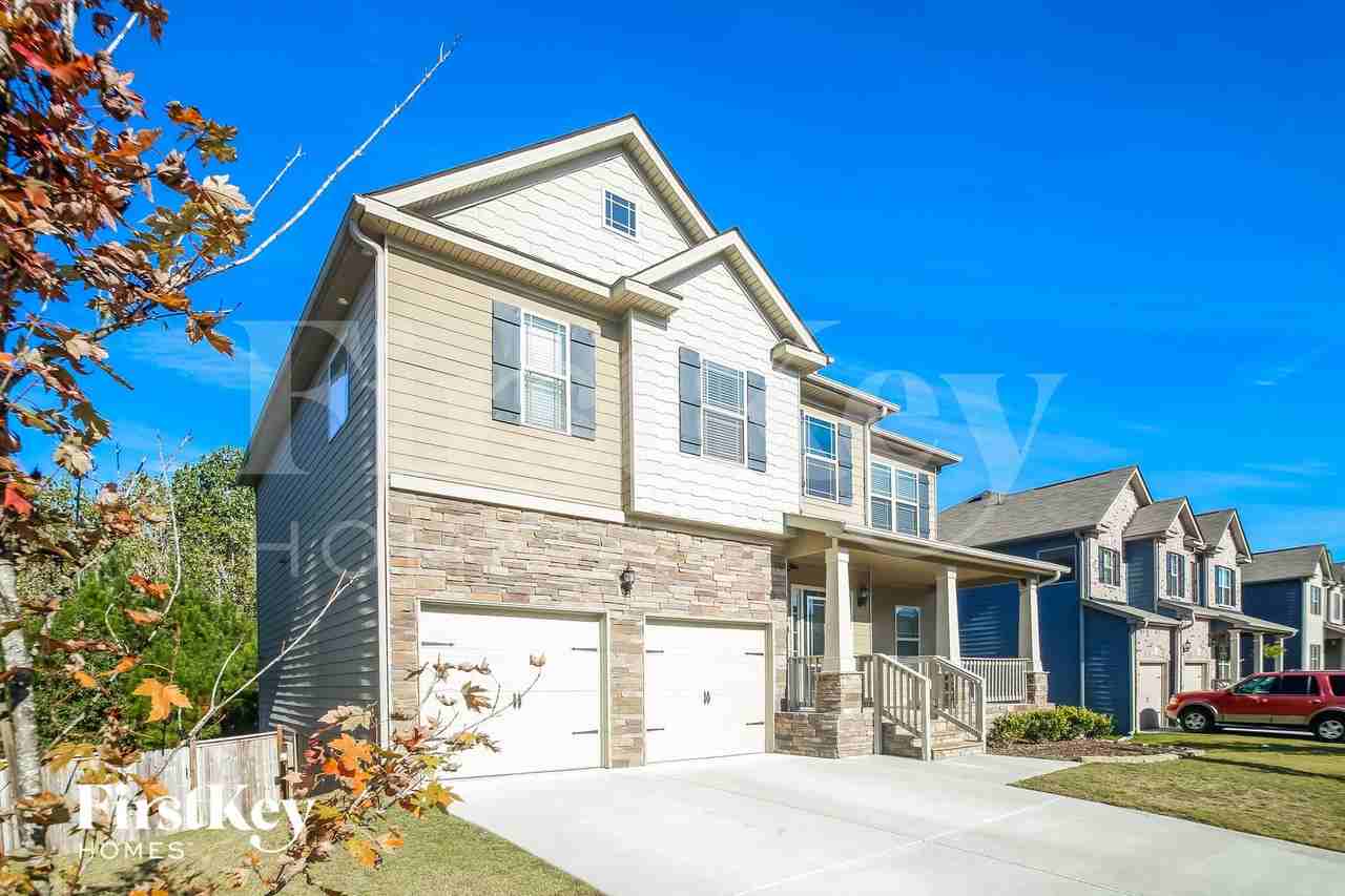 490 Silver Oak Dr - Photo 2 of 16