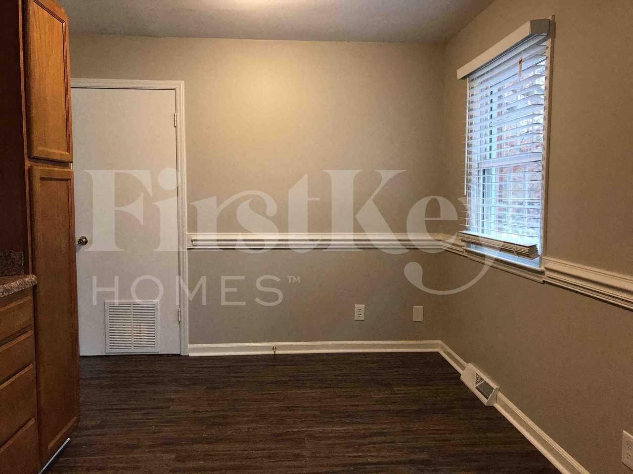 4114 Farmbrooke Dr - Photo 4 of 22