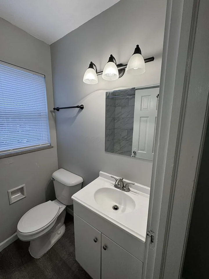 1603 Republic Ave #1603 - Photo 6 of 9