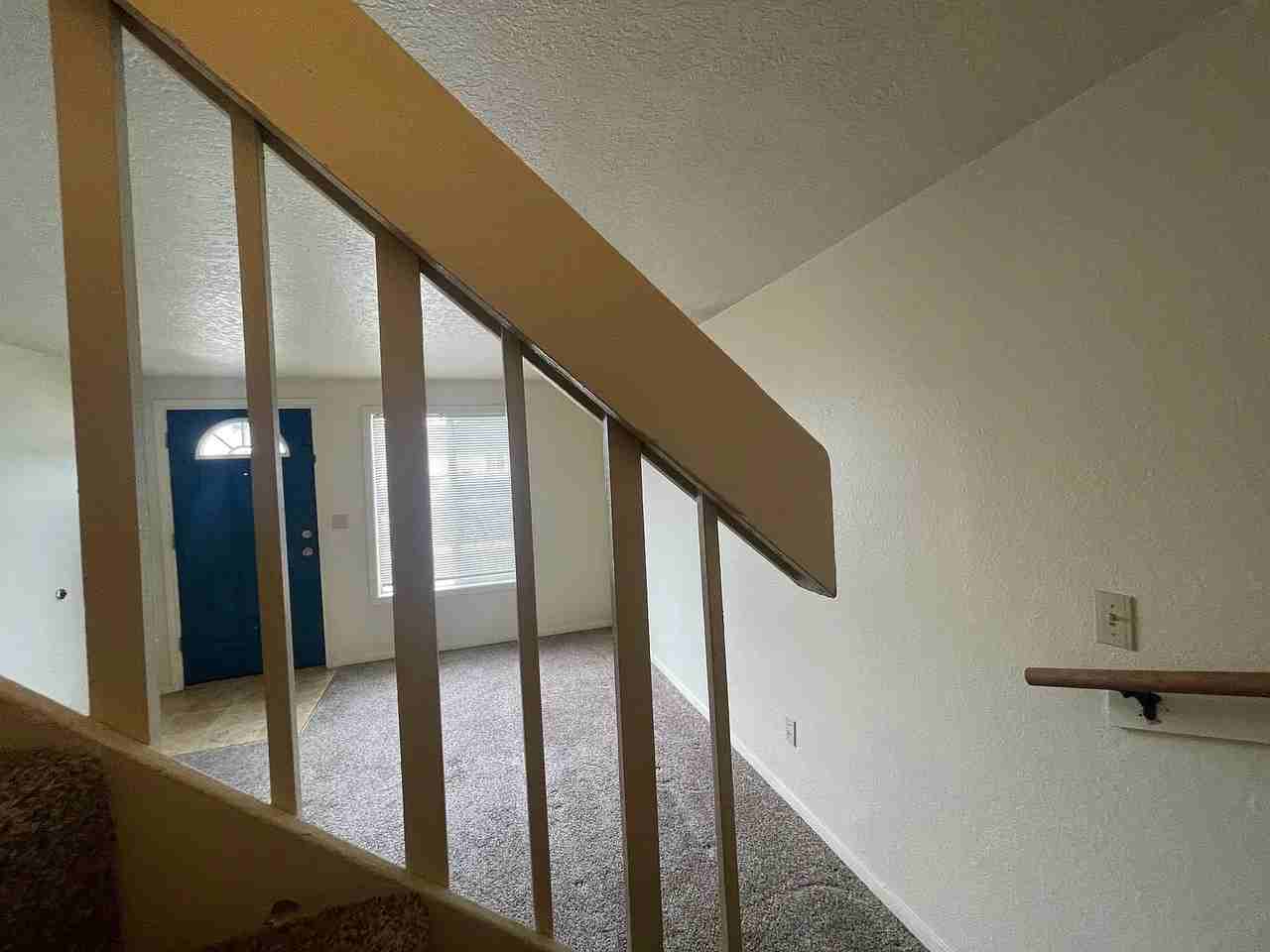 719 E Sherman Ave #3 - Photo 7 of 8