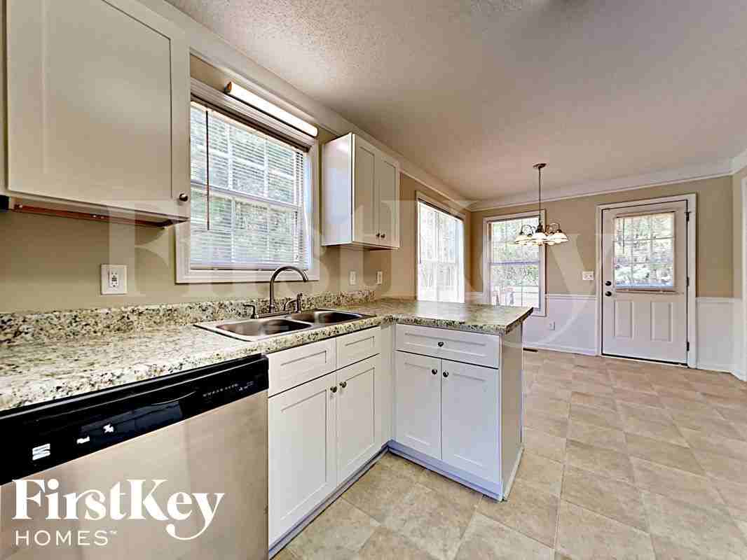 376 Tuscany Trce - Photo 3 of 17