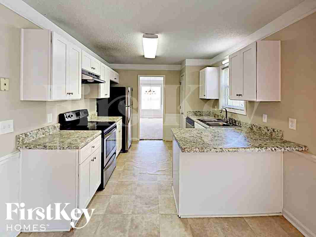 376 Tuscany Trce - Photo 4 of 17