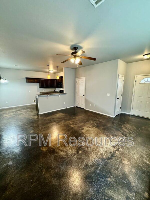 1858 Cypress Ln - Photo 4 of 19