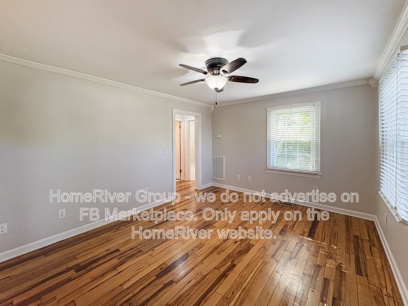 8205 Iris Rd - Photo 3 of 21