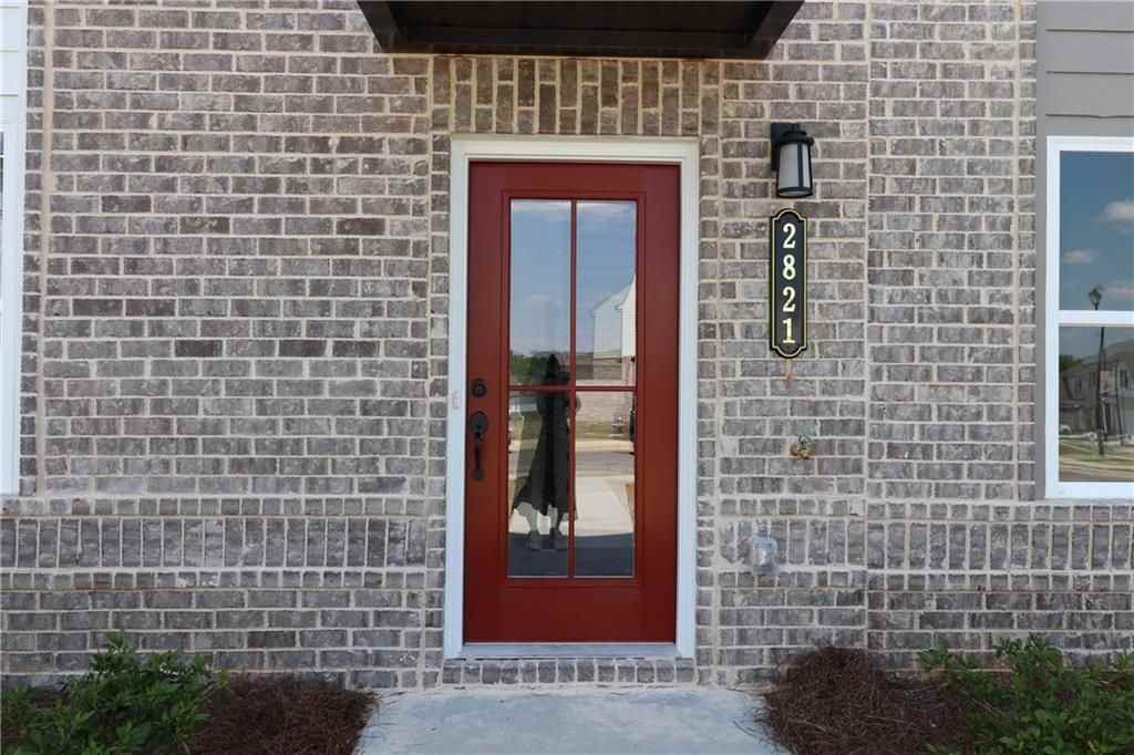 2821 Beacon Bend Xing - Photo 2 of 30