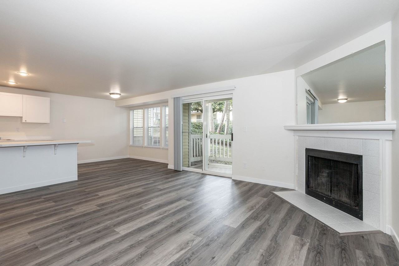 Cottage Woods Apartments - Photo 7 of 11