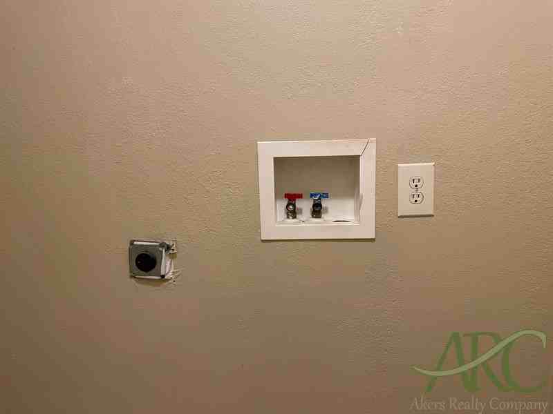 1317 1/2 Spruce St - Photo 5 of 5