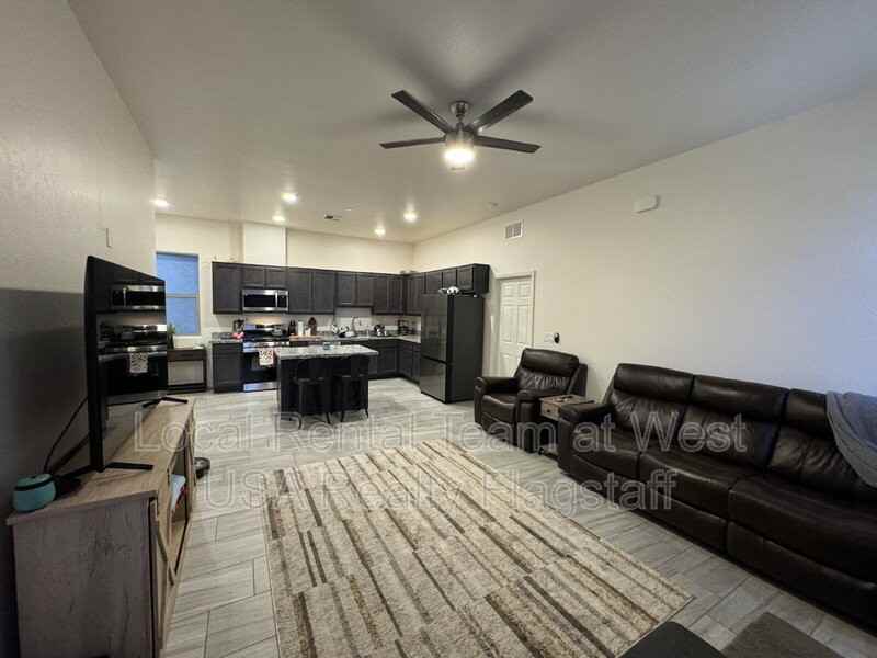 1650 E Ponderosa Pkwy - Photo 4 of 26