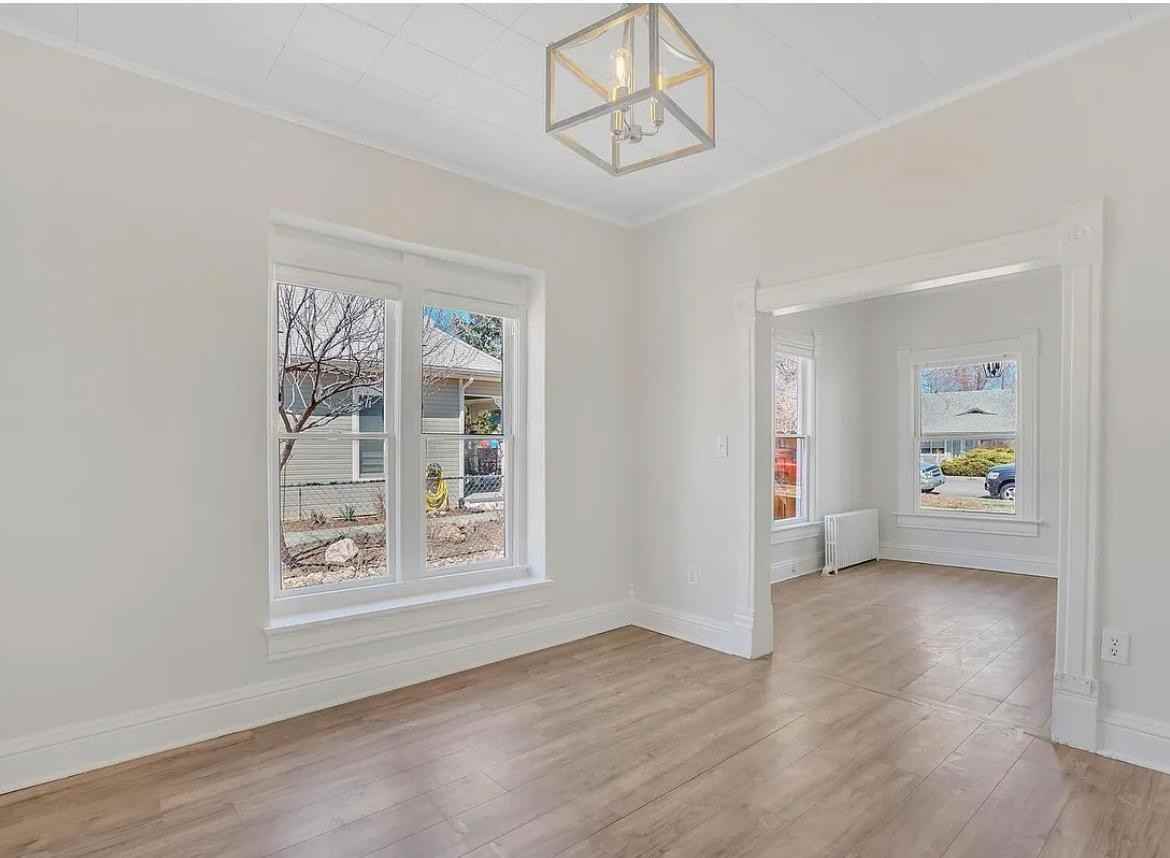 1519 W Cucharras St - Photo 4 of 22