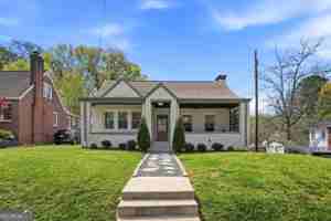 featured image of 496 Shannon Dr Sw