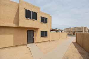 featured image of 4615 E Jones Ave