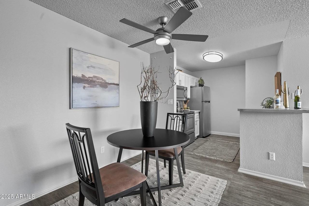 1320 N Mcqueen Rd #E1 - Photo 6 of 13