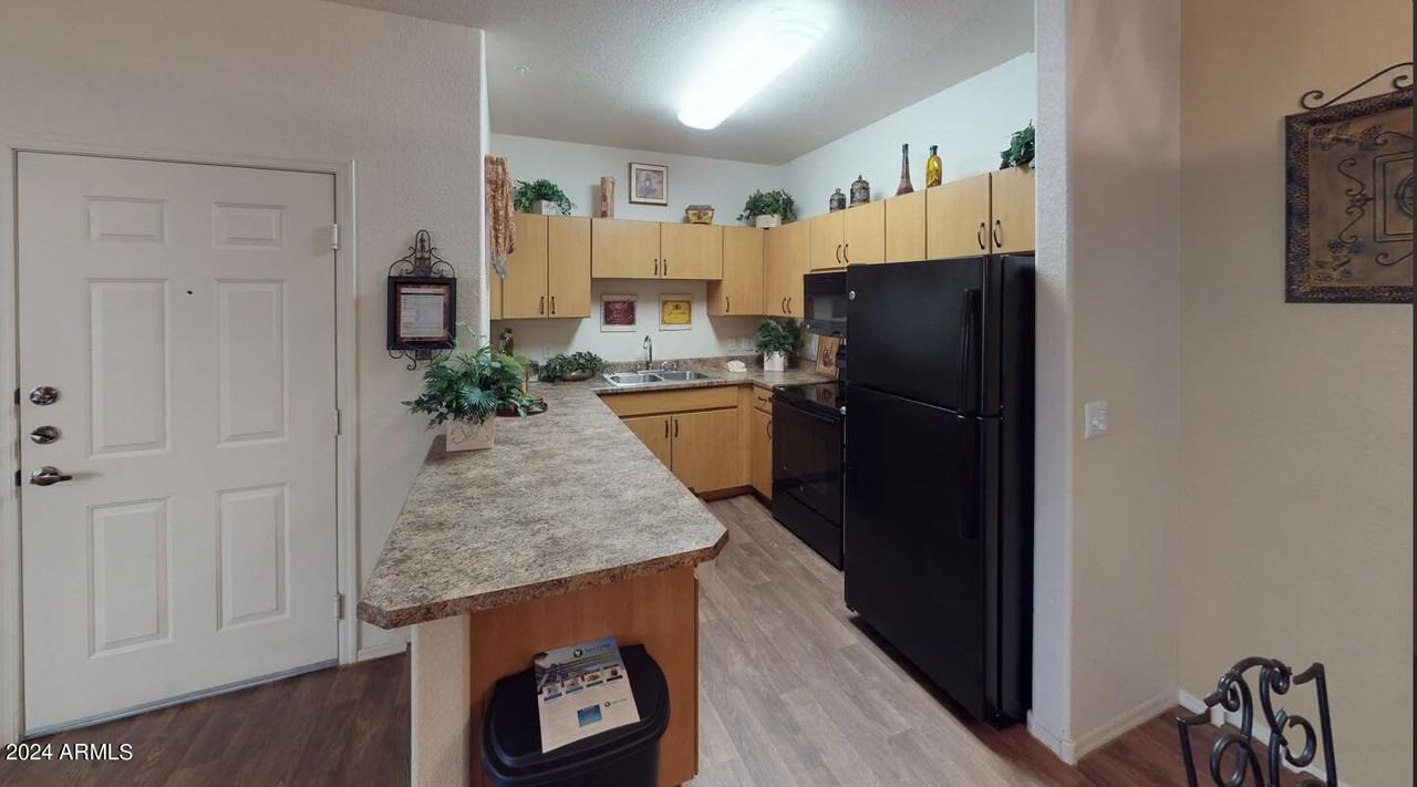 16682 N West Point Pkwy #1 - Photo 6 of 14