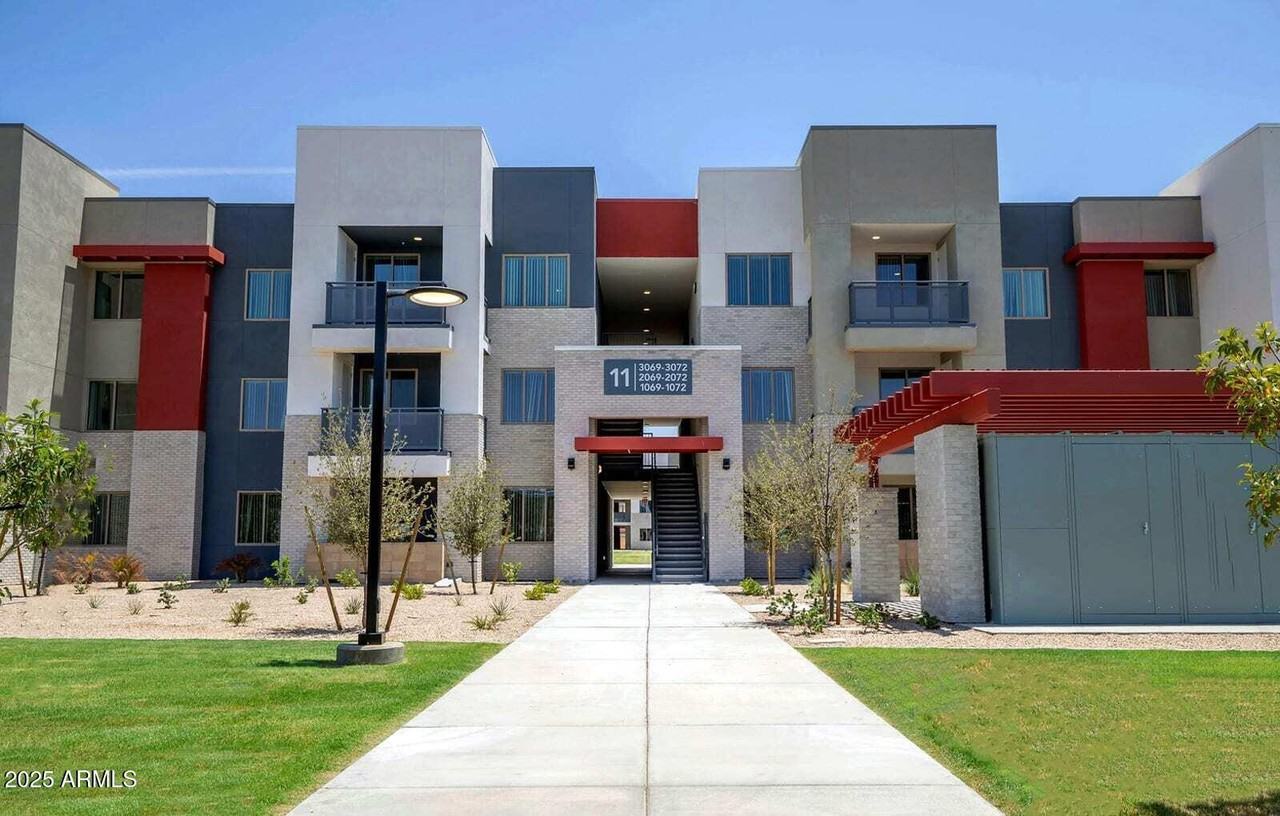 2050 W Southern Ave #3
