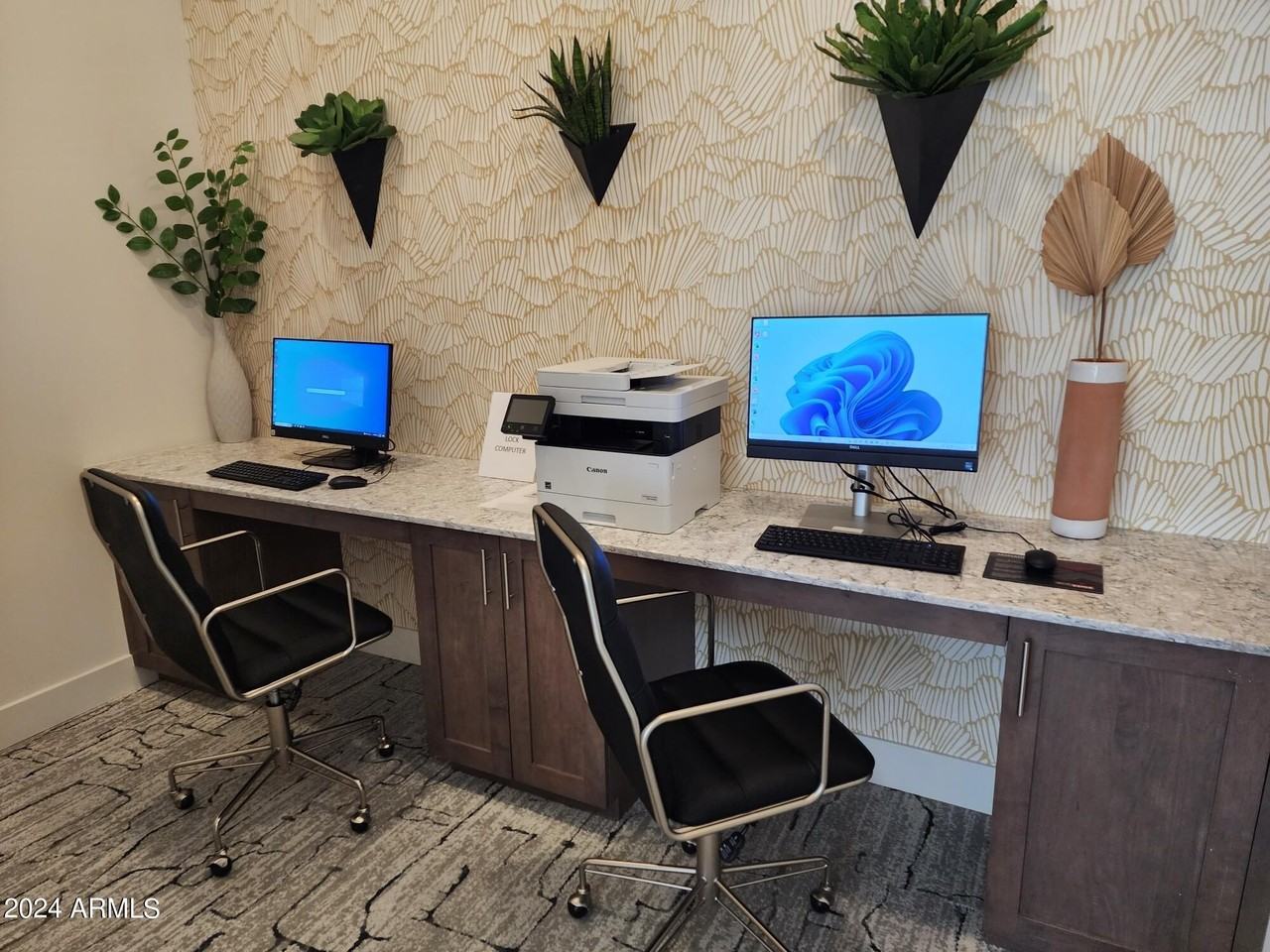 270 W Ocotillo Rd #2 - Photo 4 of 6