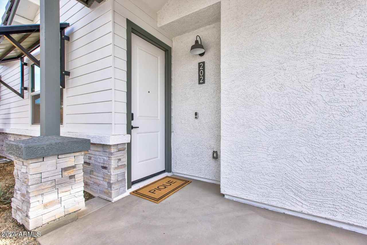 35155 N Thompson Rd #1 - Photo 2 of 31
