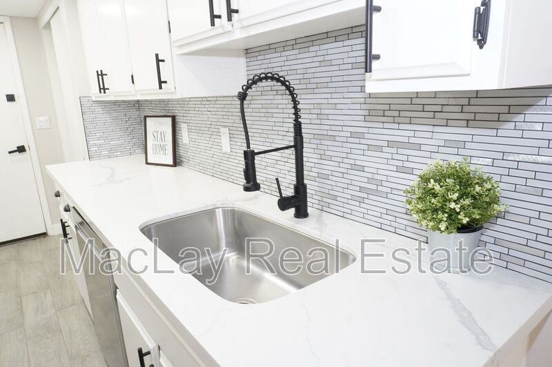 5002 E Hazel Dr #2 - Photo 5 of 26