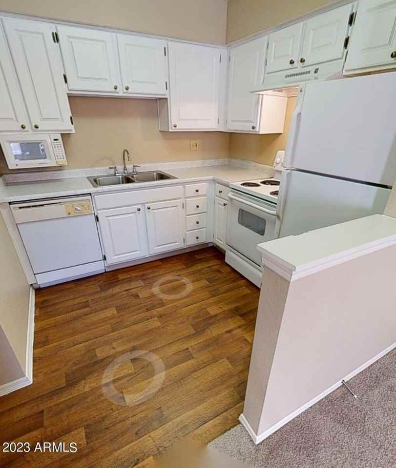 9605 S 48th St #1A - Photo 3 of 15