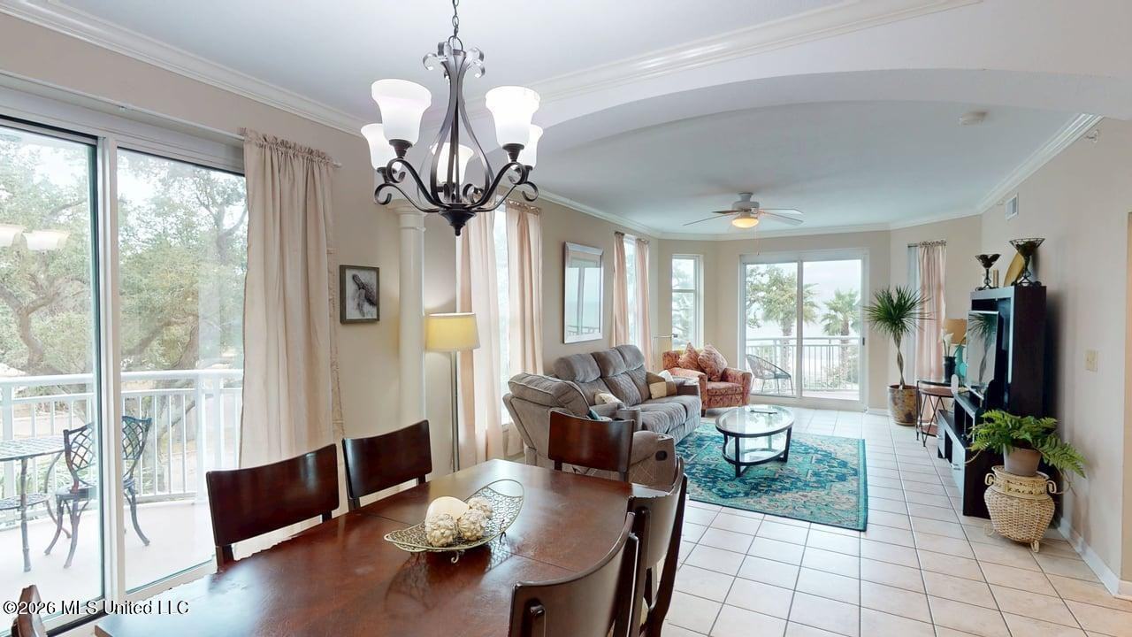 2230 Beach Dr - Photo 4 of 34