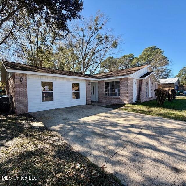 2513 Calle Hermosa St - Photo 2 of 29