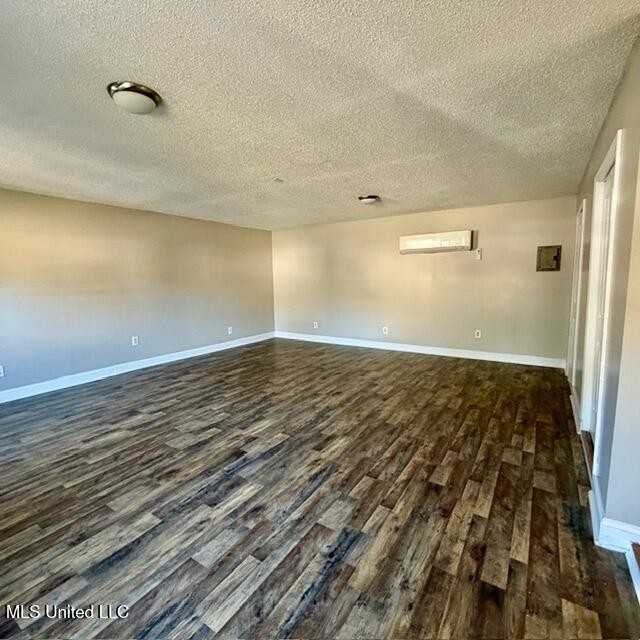 2513 Calle Hermosa St - Photo 7 of 29